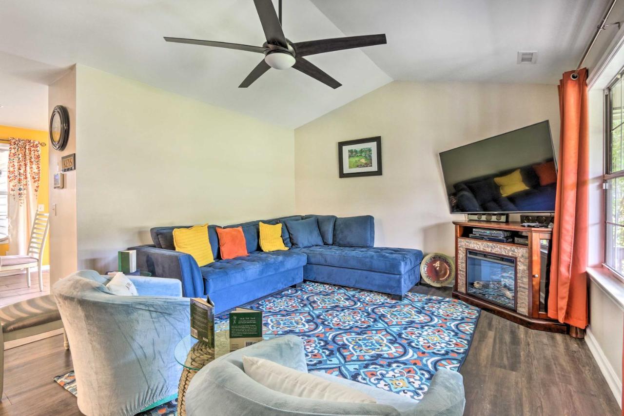 Peaceful Beaufort Home With Front Porch And Grill Екстериор снимка